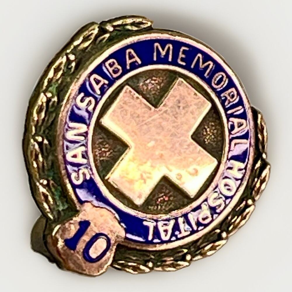 VTG HALTOM San Saba Memorial Hospital 10 Year Service Pin Gold Filled Enamel